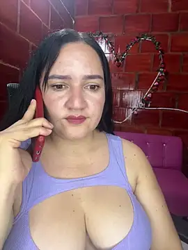 Snapshot of Fresita-12 chatting on 10, 6, 2026 Fresita-12 online show from 10, 6, 2026