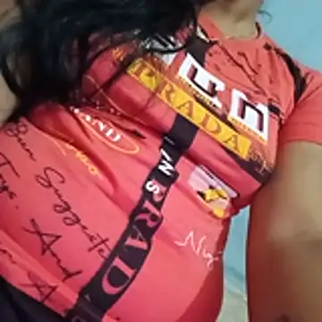 Snapshot of srutidatta chatting on 9, 4, 2026 srutidatta online show from 9, 4, 2026