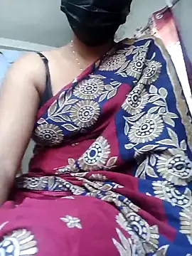 Snapshot of srutidatta chatting on 14, 4, 2026 srutidatta online show from 14, 4, 2026