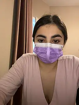 Snapshot of AnnieCartier chatting on 6, 4, 2026 AnnieCartier online show from 6, 4, 2026