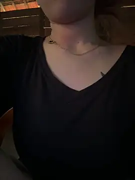 Sexx-12x online show from 6, 4, 2026