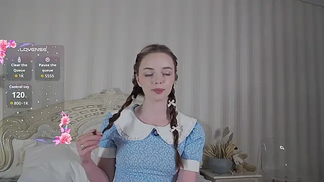 Snapshot of LianaGracee chatting on 1, 6, 2026 LianaGracee online show from 1, 6, 2026