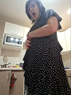 LaliaMia online show from 28, 2, 2025