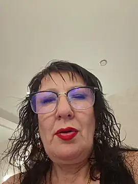 Snapshot of LaliaMia chatting on 27, 6, 2026 LaliaMia online show from 27, 6, 2026