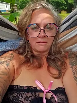 Blondejenn online show from 5, 5, 2026