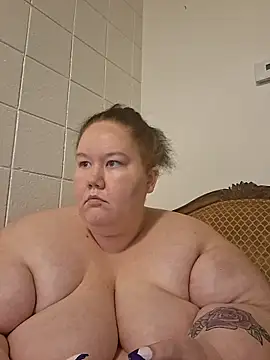 Snapshot of hisalphaqueen27 chatting on 11, 4, 2026 hisalphaqueen27 online show from 11, 4, 2026