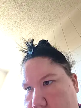 Snapshot of hisalphaqueen27 chatting on 18, 4, 2026 hisalphaqueen27 online show from 18, 4, 2026
