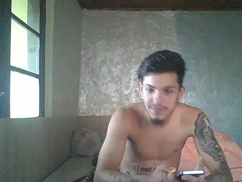 Snapshot of robertmrn112 chatting on 29, 5, 2026 robertmrn112 online show from 29, 5, 2026