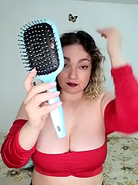 Snapshot of honey_hornie chatting on 22, 4, 2026 honey hornie online show from 22, 4, 2026