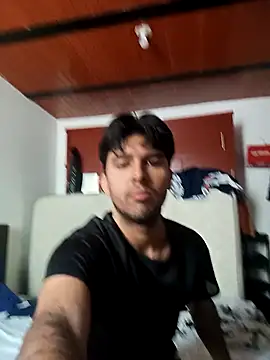 Snapshot of RodrigoColby2 chatting on 12, 4, 2026 RodrigoColby2 online show from 12, 4, 2026