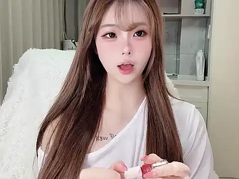 xiaoyugan cute online show from 6, 4, 2026