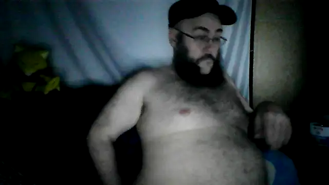 Snapshot of BriTheTopBear chatting on 16, 5, 2026 BriTheTopBear online show from 16, 5, 2026