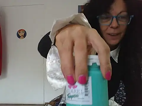 Snapshot of luly_mariposa chatting on 6, 5, 2026 luly mariposa online show from 6, 5, 2026