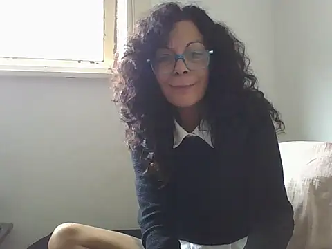 Snapshot of luly_mariposa chatting on 7, 5, 2026 luly mariposa online show from 7, 5, 2026