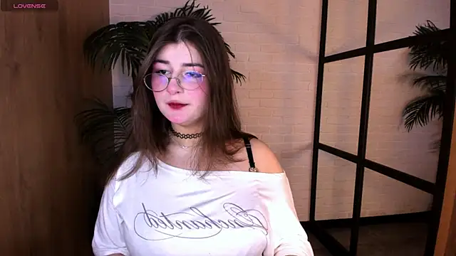 Snapshot of HaniaWish chatting on 17, 7, 2026 HaniaWish online show from 17, 7, 2026