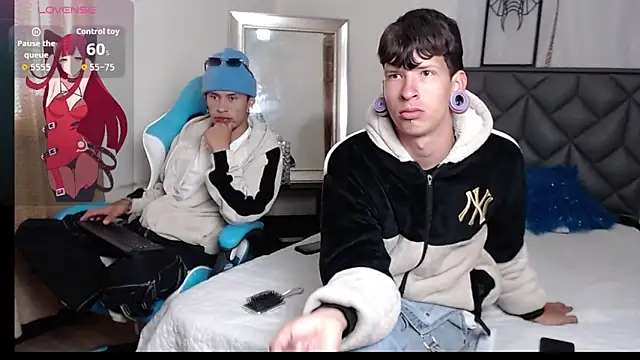 Snapshot of Demian_y_Salvatore chatting on 11, 4, 2026 Demian y Salvatore online show from 11, 4, 2026