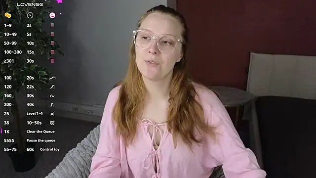 Snapshot of JessieWayy chatting on 15, 5, 2026 JessieWayy online show from 15, 5, 2026