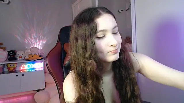 Snapshot of solitudebby chatting on 5, 5, 2026 solitudebby online show from 5, 5, 2026