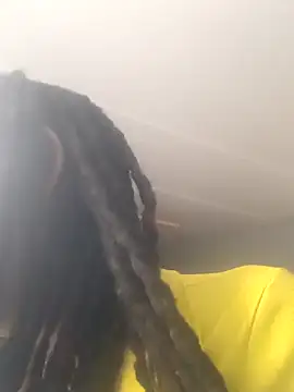 Azelia 33 online show from 14, 4, 2026