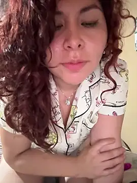 Snapshot of DirtyMerida chatting on 13, 4, 2026 DirtyMerida online show from 13, 4, 2026