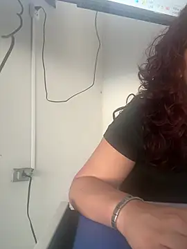 Snapshot of DirtyMerida chatting on 14, 4, 2026 DirtyMerida online show from 14, 4, 2026