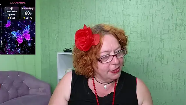 Snapshot of Fara_Flutte chatting on 9, 7, 2026 Fara Flutte online show from 9, 7, 2026