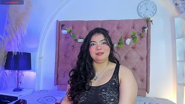 Snapshot of ROSELEI_ chatting on 30, 5, 2026 ROSELEI online show from 30, 5, 2026