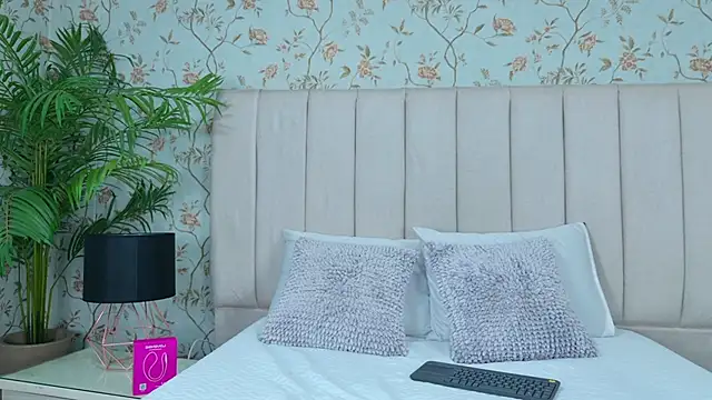 Snapshot of VegaSara chatting on 9, 5, 2026 VegaSara online show from 9, 5, 2026