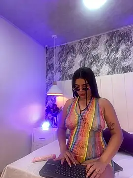 Snapshot of Lyaa_606 chatting on 9, 4, 2026 Lyaa 606 online show from 9, 4, 2026