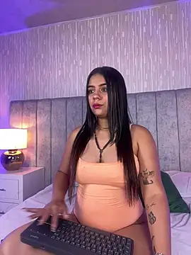Snapshot of Lyaa_606 chatting on 10, 4, 2026 Lyaa 606 online show from 10, 4, 2026