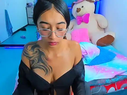 valery taylor 1 online show from 17, 4, 2026