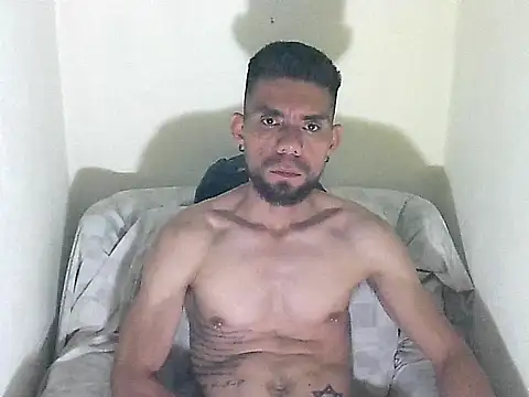 Snapshot of thomas2wood chatting on 13, 6, 2026 thomas2wood online show from 13, 6, 2026