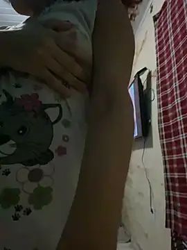 Snapshot of nandinharuivinha22 chatting on 8, 4, 2026 nandinharuivinha22 online show from 8, 4, 2026