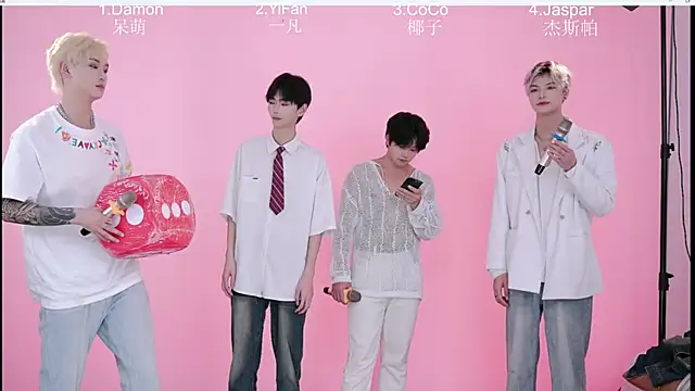 XL-CandyShop online show from 9, 4, 2026