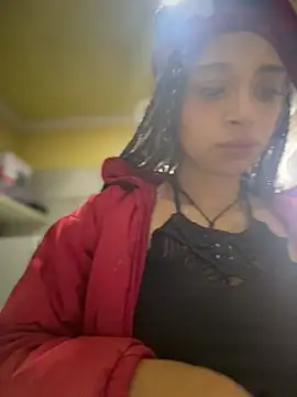 Snapshot of Sasha-firee chatting on 13, 5, 2026 Sasha-firee online show from 13, 5, 2026