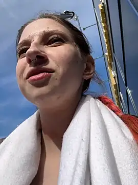 michelle lovique online show from 12, 4, 2026