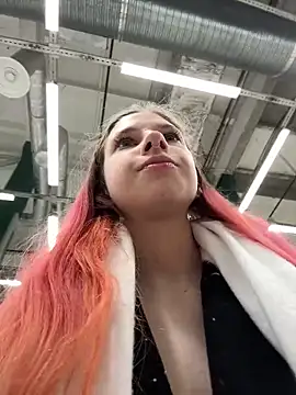 michelle lovique online show from 16, 4, 2026