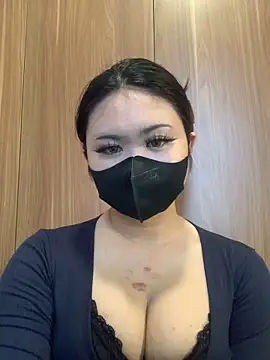 haileybaby- online show from 10, 4, 2026