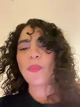 Snapshot of holaRosa chatting on 16, 6, 2026 holaRosa online show from 16, 6, 2026