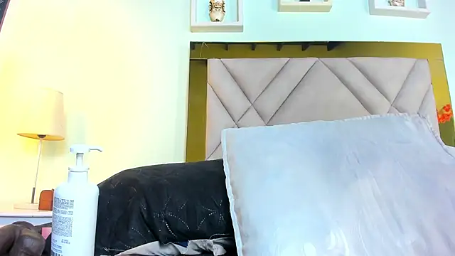 Snapshot of sabrina_xoxo chatting on 27, 5, 2026 sabrina xoxo online show from 27, 5, 2026