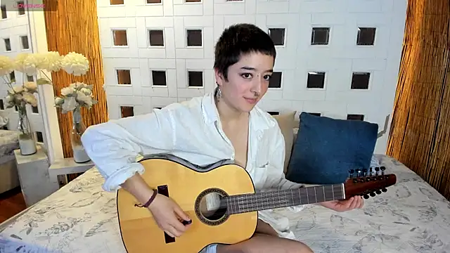 Snapshot of Atheena__ chatting on 23, 4, 2026 Atheena online show from 23, 4, 2026