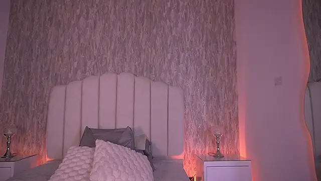 Snapshot of anne_bb chatting on 14, 4, 2026 anne bb online show from 14, 4, 2026