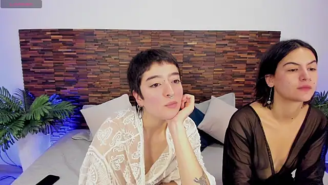 Snapshot of freyaa__1 chatting on 16, 6, 2026 freyaa 1 online show from 16, 6, 2026