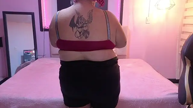 Snapshot of Sweet_cat_t chatting on 17, 6, 2026 Sweet cat t online show from 17, 6, 2026