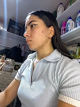 AMBERBUNNY  online show from 14, 7, 2026
