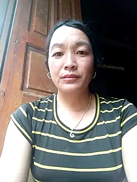 Snapshot of vanlucky2 chatting on 16, 4, 2026 vanlucky2 online show from 16, 4, 2026