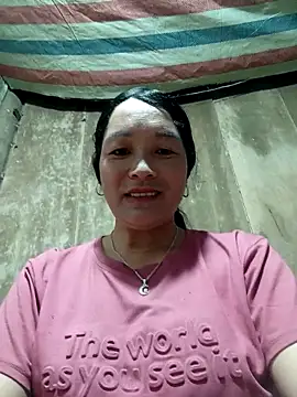 Snapshot of vanlucky2 chatting on 22, 4, 2026 vanlucky2 online show from 22, 4, 2026