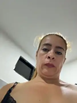 Natigoonzalez online show from 31, 5, 2026