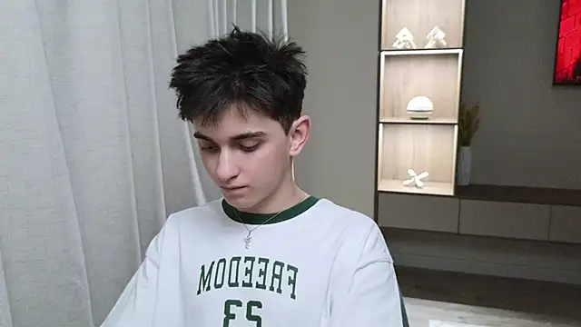 Snapshot of alexander_18_xxl chatting on 28, 6, 2026 alexander 18 xxl online show from 28, 6, 2026