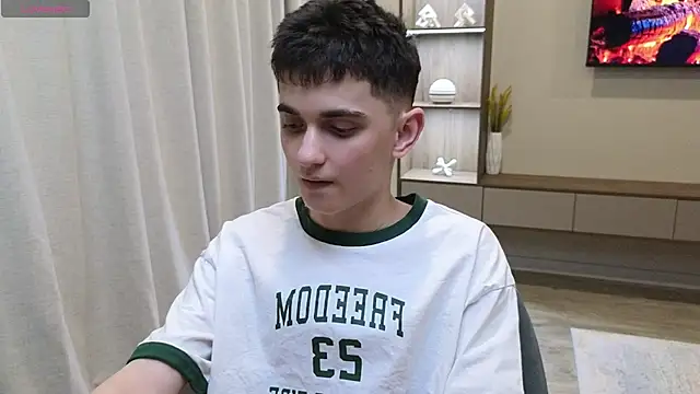 Snapshot of alexander_18_xxl chatting on 10, 7, 2026 alexander 18 xxl online show from 10, 7, 2026